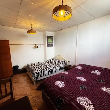 Bed and Breakfast Ugarte Street Trujillo Exterior foto