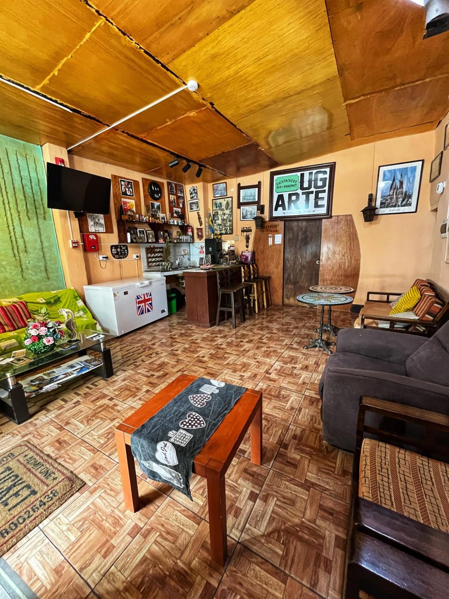 Bed and Breakfast Ugarte Street Trujillo Exterior foto